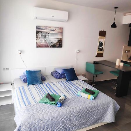 Relax&Dream Apartment Long Beach Agios Georgios  Dış mekan fotoğraf